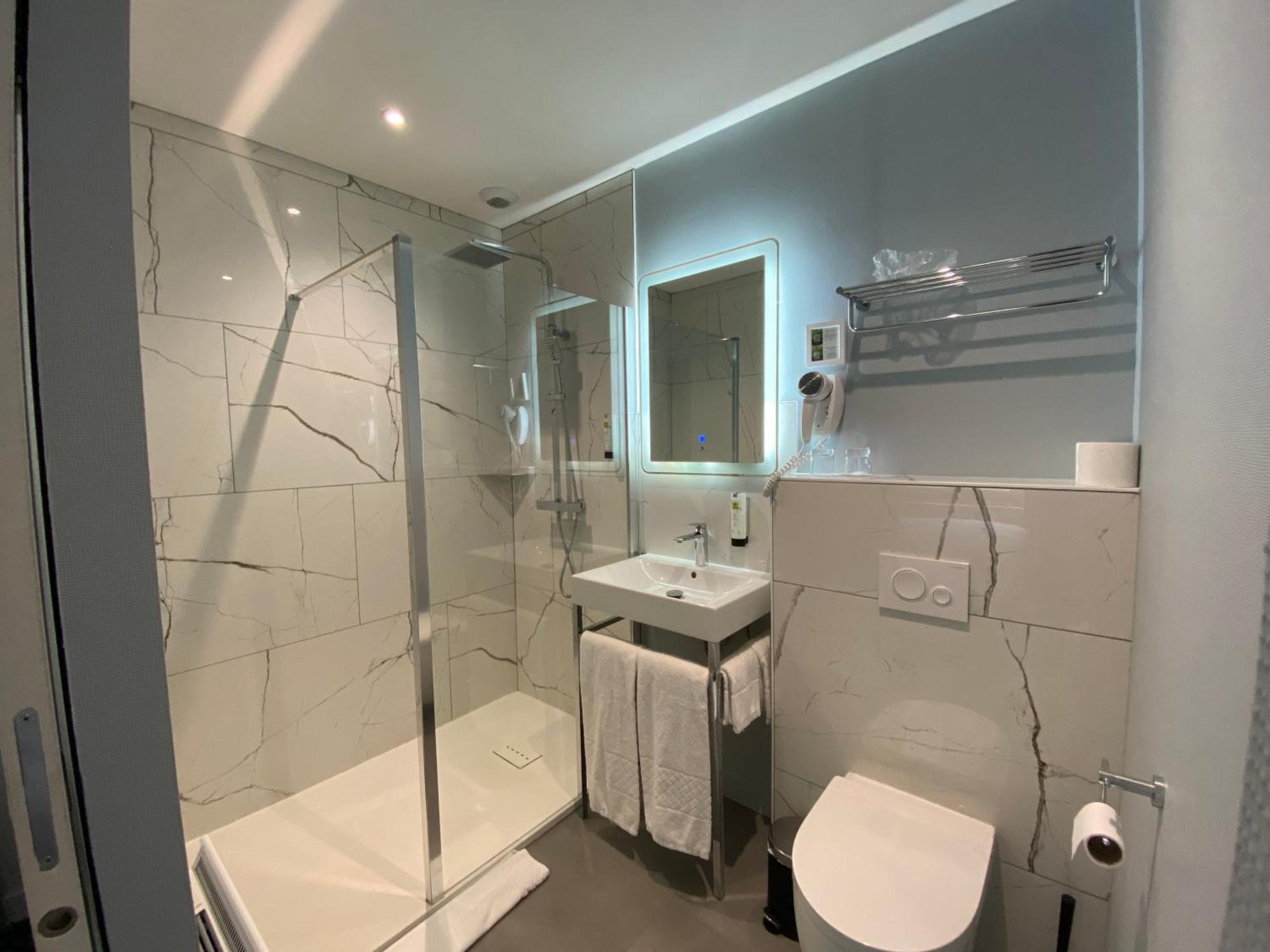 Logis Hotel Du Parc Pont-à-Mousson Dış mekan fotoğraf