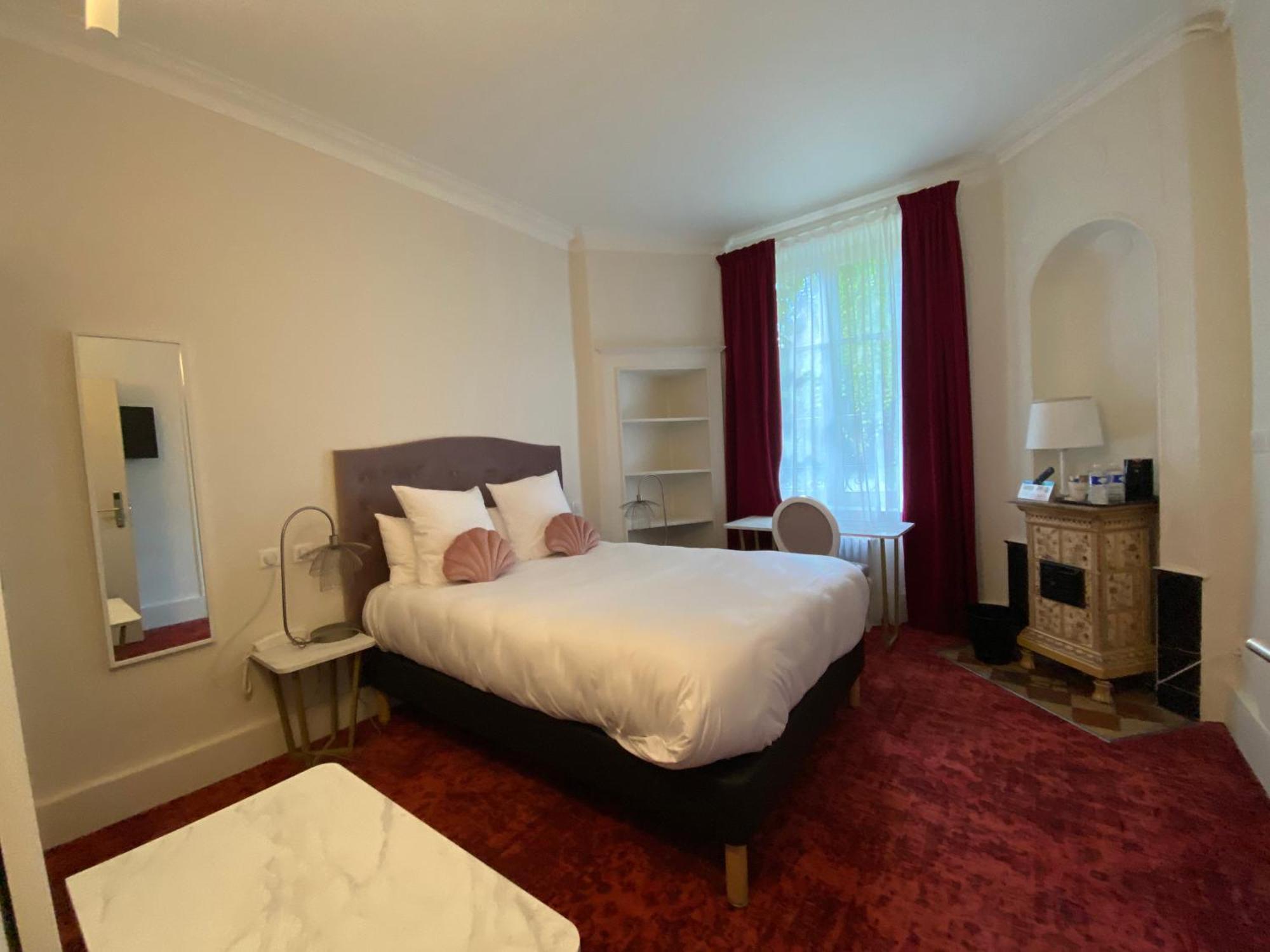 Logis Hotel Du Parc Pont-à-Mousson Dış mekan fotoğraf